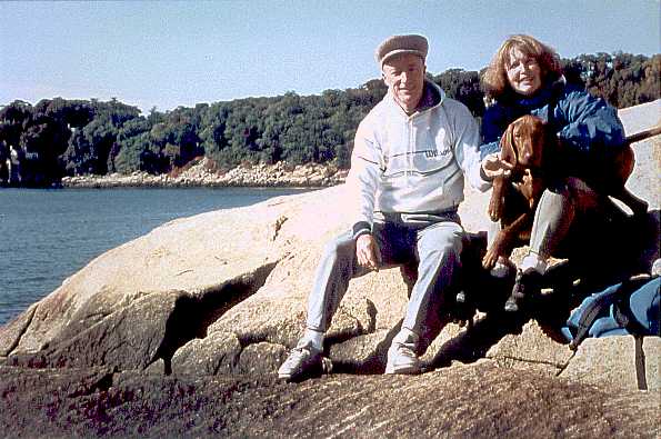 Photo of Jim and Janet Melcher and their dog Rudy, October 1989 (45276 bytes)