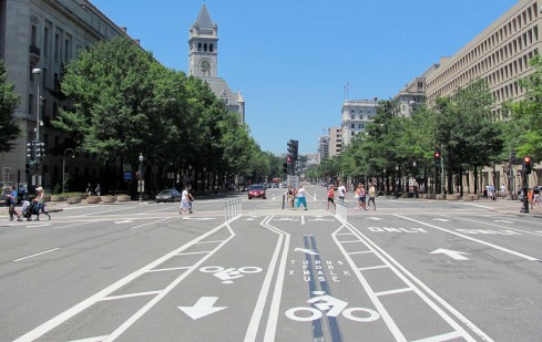 Bike lanes at 9th St. NW, July 3, 2010