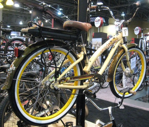 Lahaina electric bike, essentially a conventional bicycle with a motor in the front wheel and a battery on the rear rack.