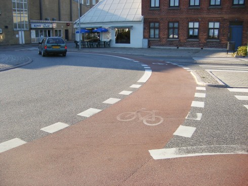 Roundabout with pink bike lane, Thisted, Denmark. Photo by Dan Carrigan