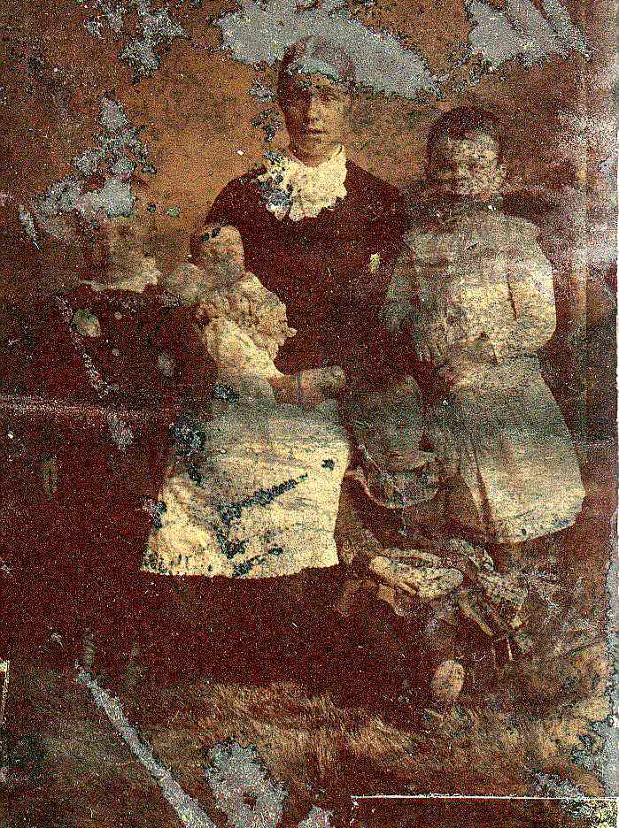 Mary Arnot, Nurse, Josephine, Fred, Alex, Harold, 1882 (300, high contrast).jpg (160555 bytes)